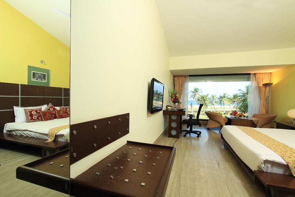 The Ashok Beach Resort Pondicherry Exteriör bild