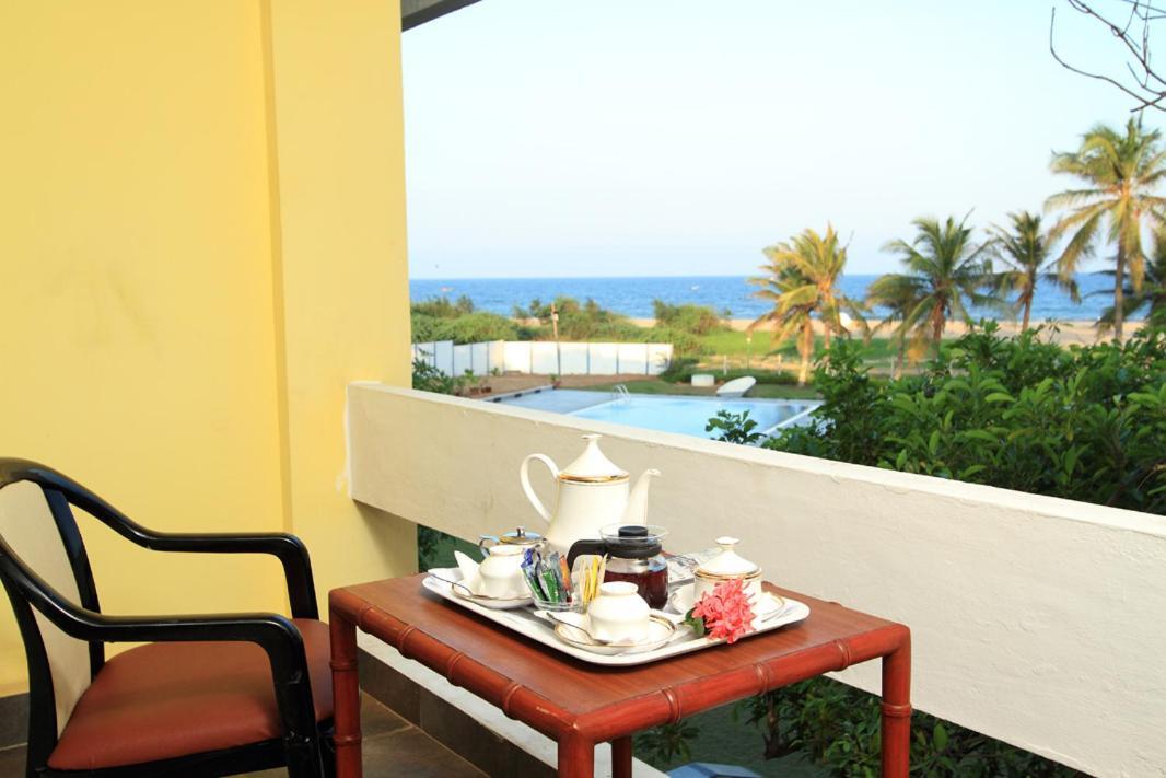 The Ashok Beach Resort Pondicherry Rum bild